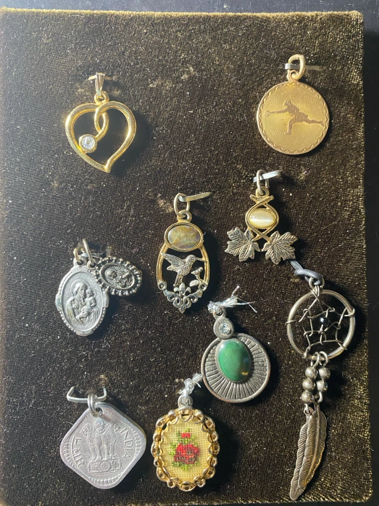 Assorted Vintage Style Pendants - photo 5