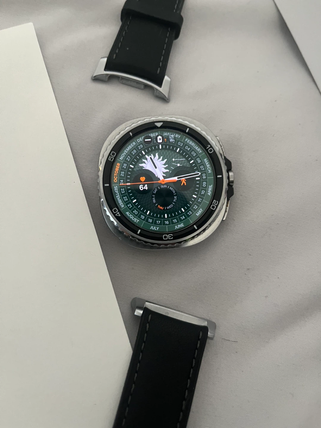 Samsung Galaxy Watch8 Classic - photo 2
