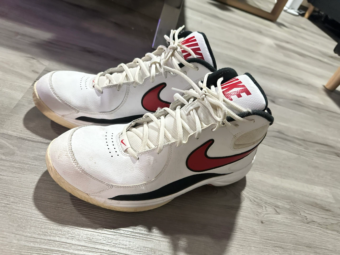 Nike Basketball Shoes Size 13 - photo 3