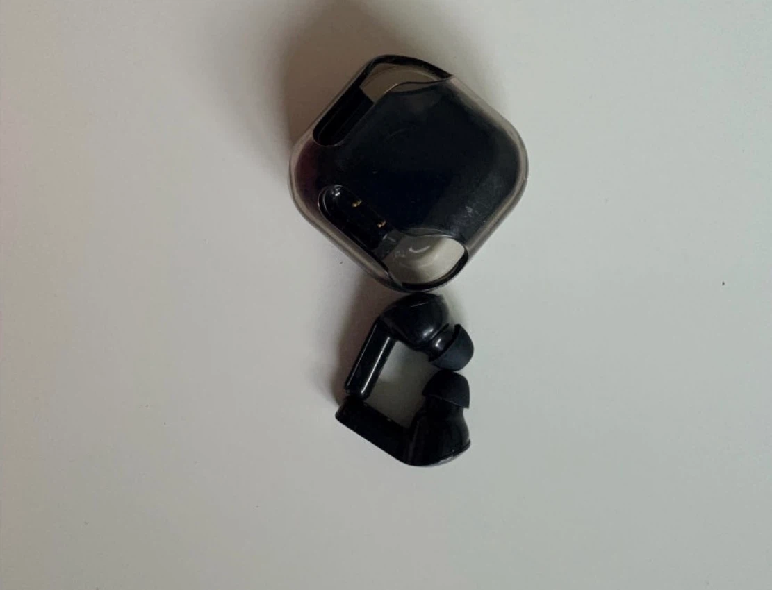 Black Wireless Earbuds with Charging Case - photo 2