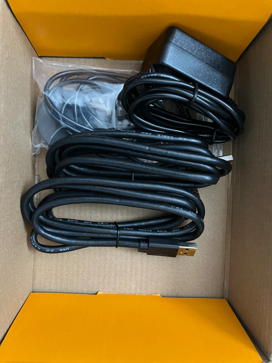 AOOC00 2x2 Dual Monitor DP KVM Switch - photo 5