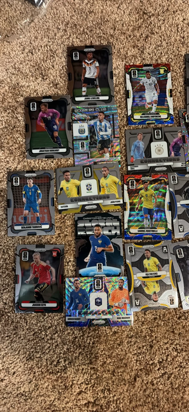 Panini Prizm Football Trading Cards - Mixed Lot - photo 3