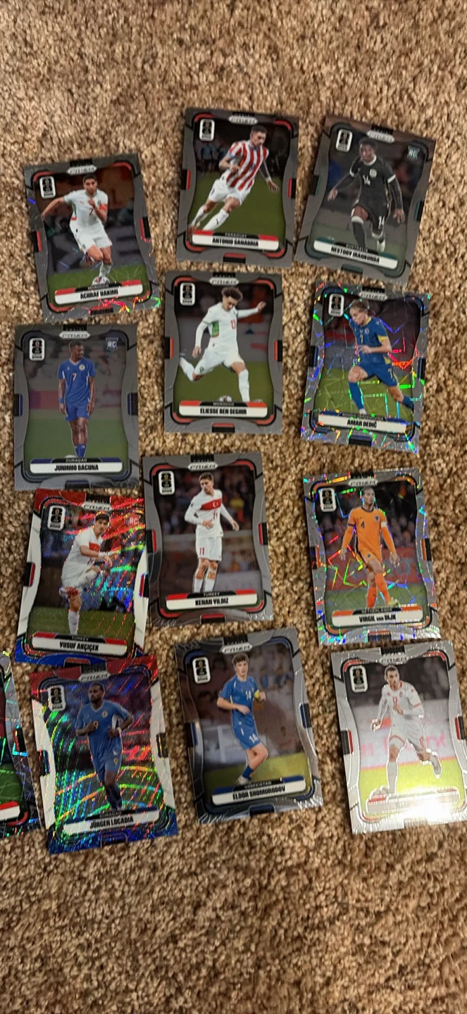 Panini Prizm Football Trading Cards - Mixed Lot - photo 4