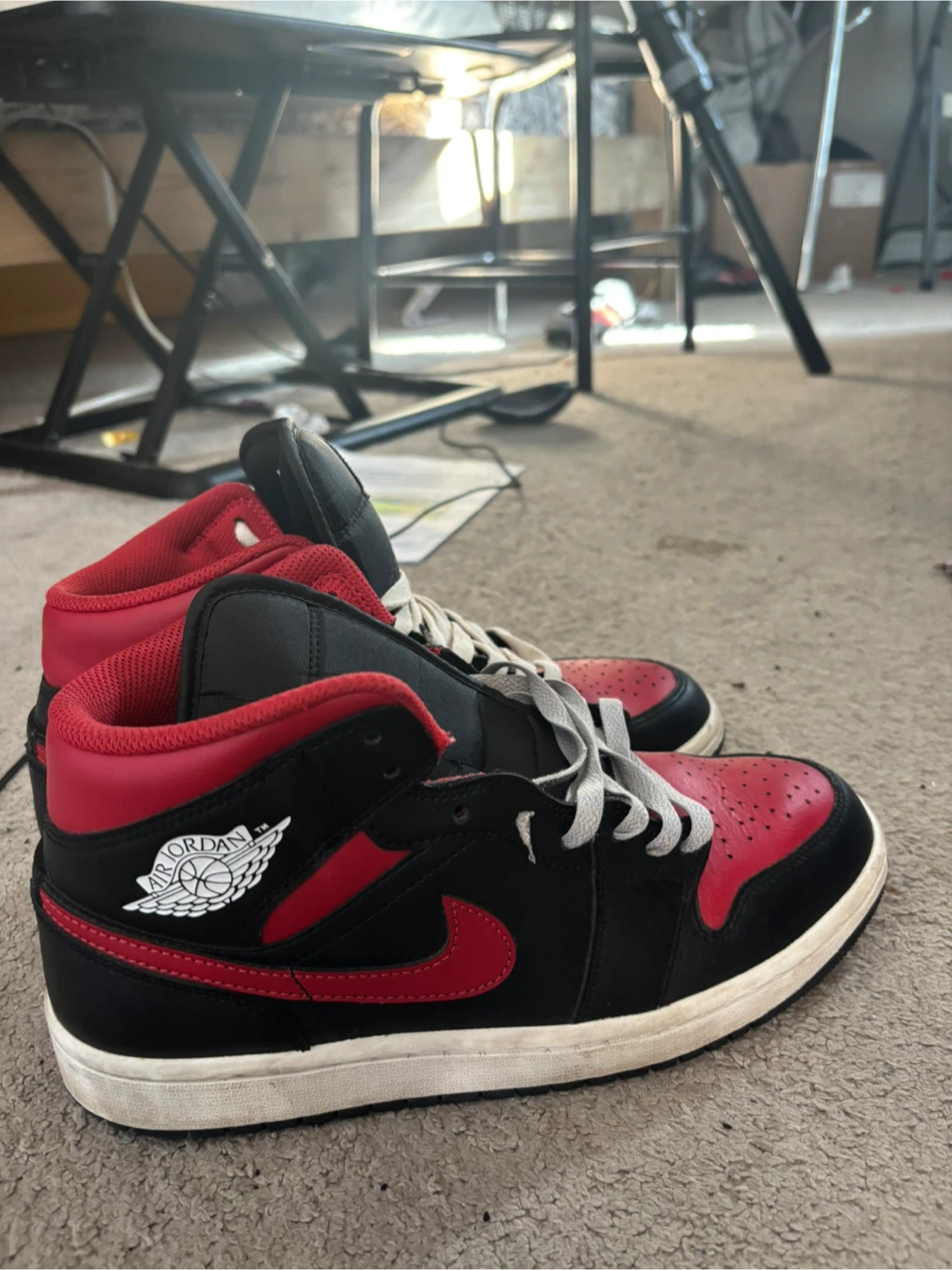 Air Jordan 1 Mid Black and Gym Red Size 9 - photo 2