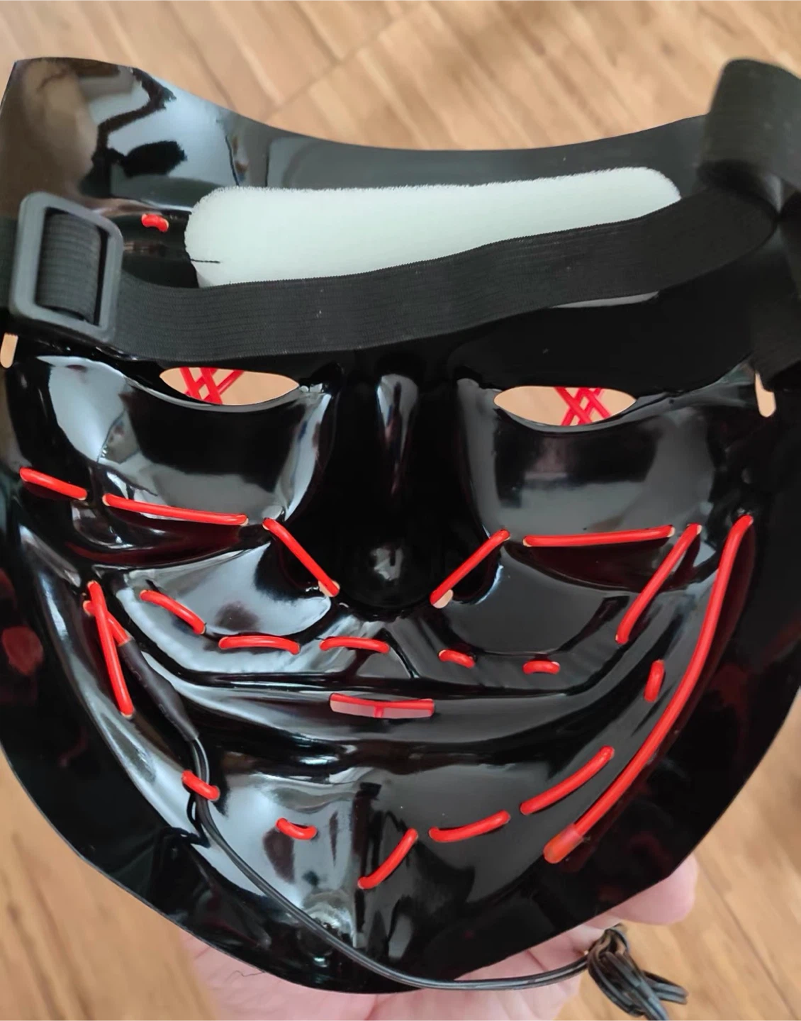 LED Light Up Red Neon Mask - photo 4