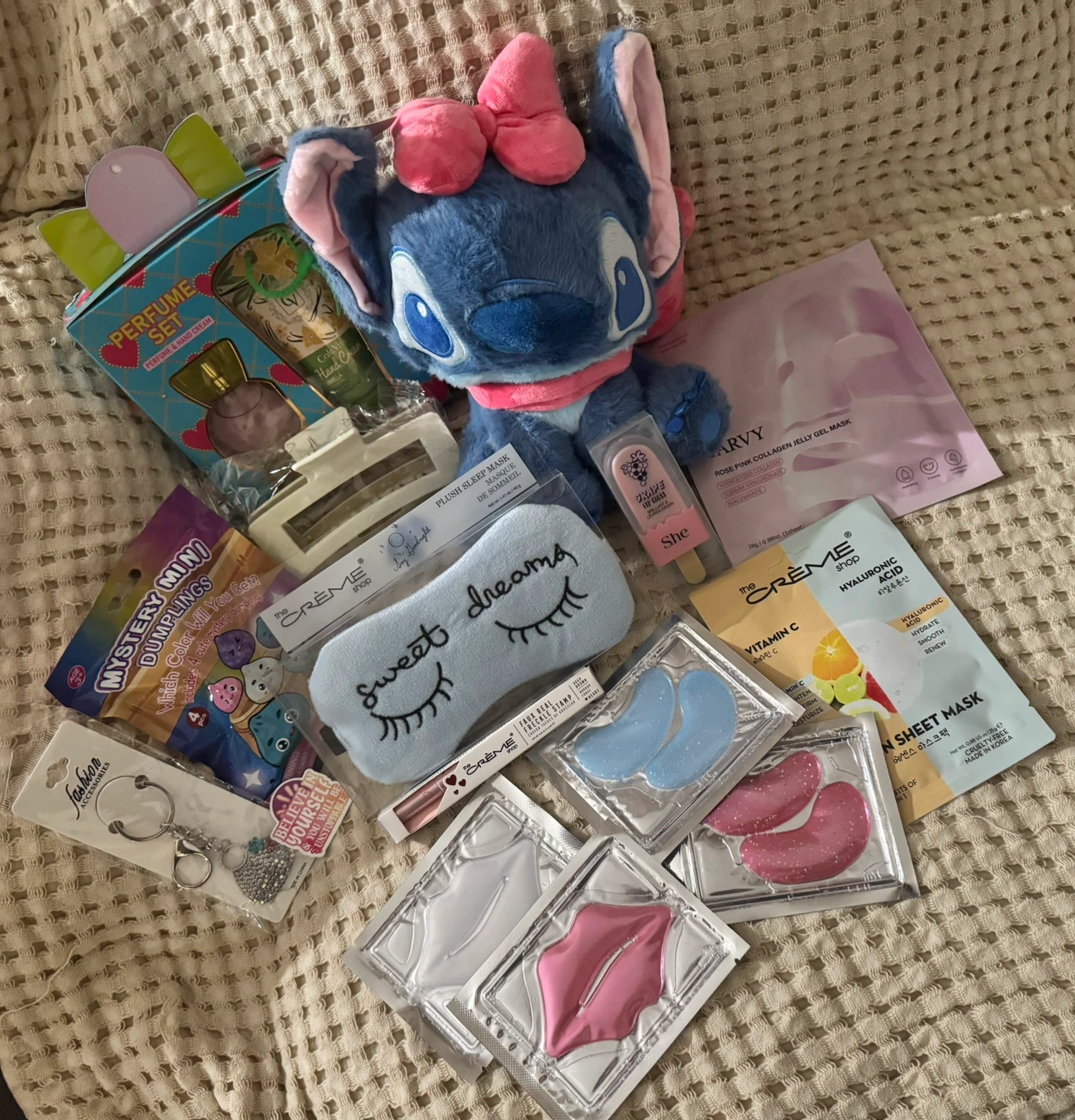 Stitch Self-Care & Beauty Gift Bundle 💗🩵