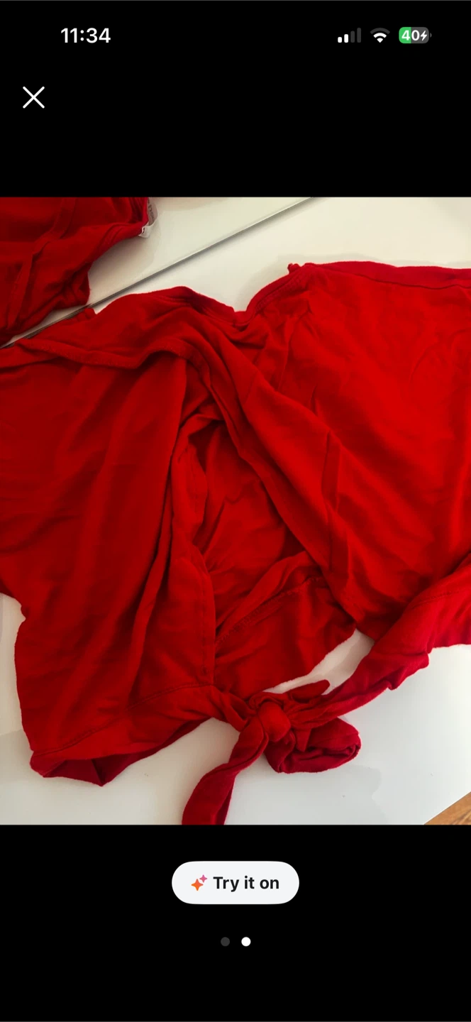 Red Pretty And Smiling Girls Graphic Crop Top - photo 3