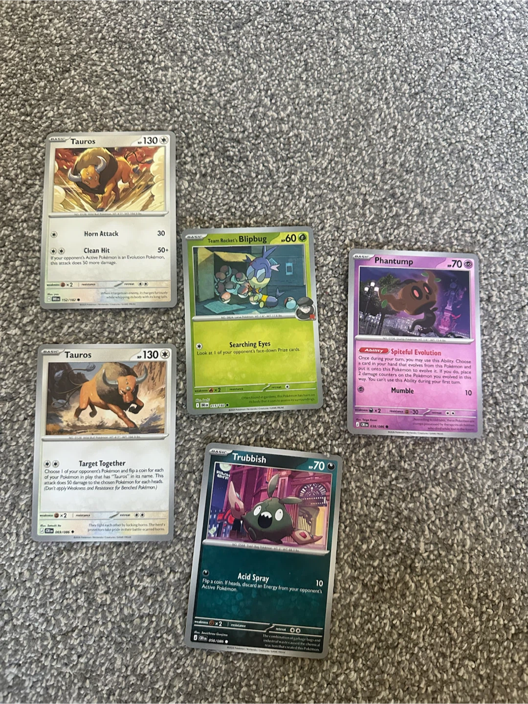 Set of 5 Assorted Pokémon Trading Cards