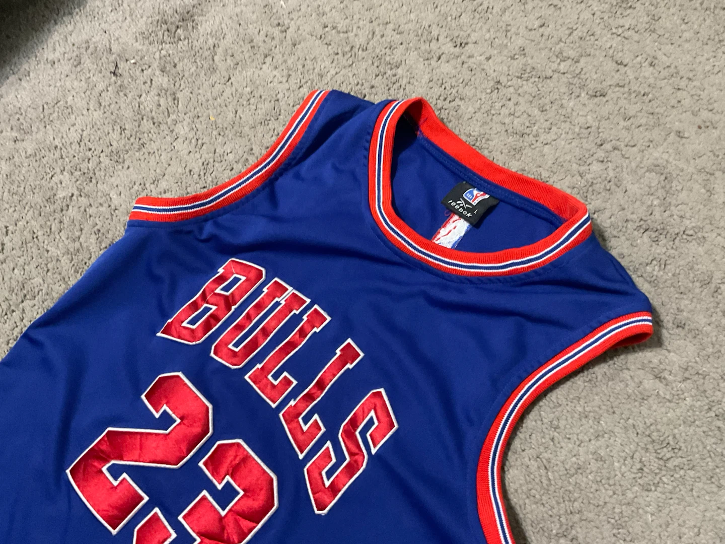 Reebok Michael Jordan Chicago Bulls Jersey - Size L - photo 2