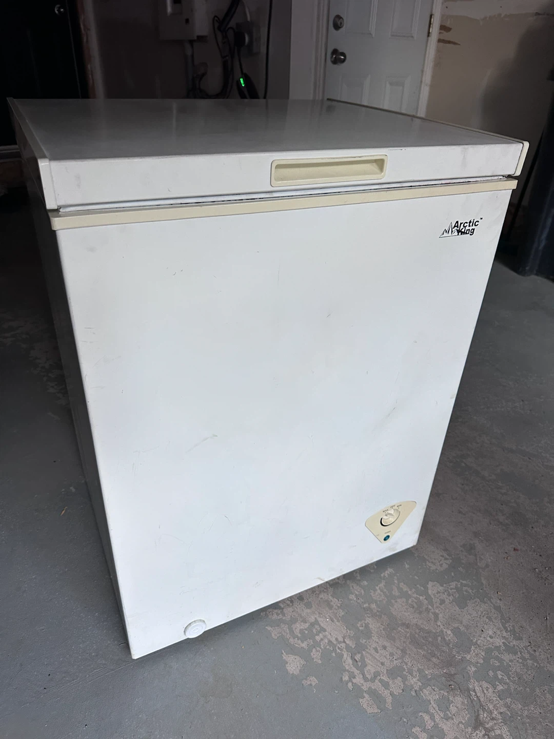 Arctic King 5.0 cu. ft. Chest Freezer - photo 5