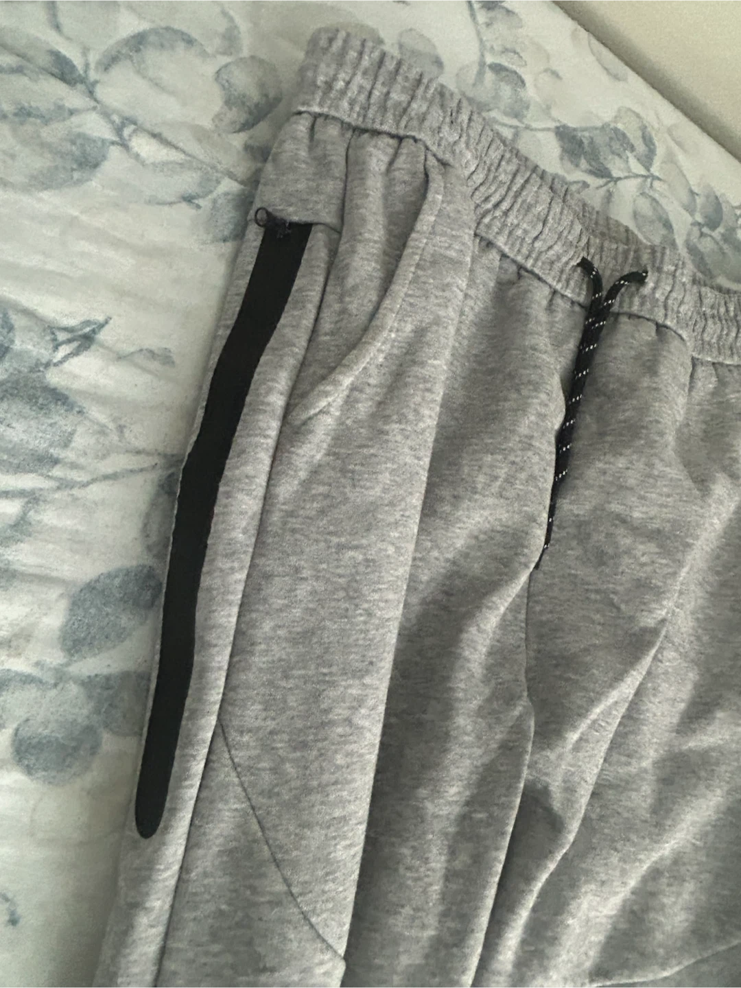 Nike Grey Joggers - photo 2