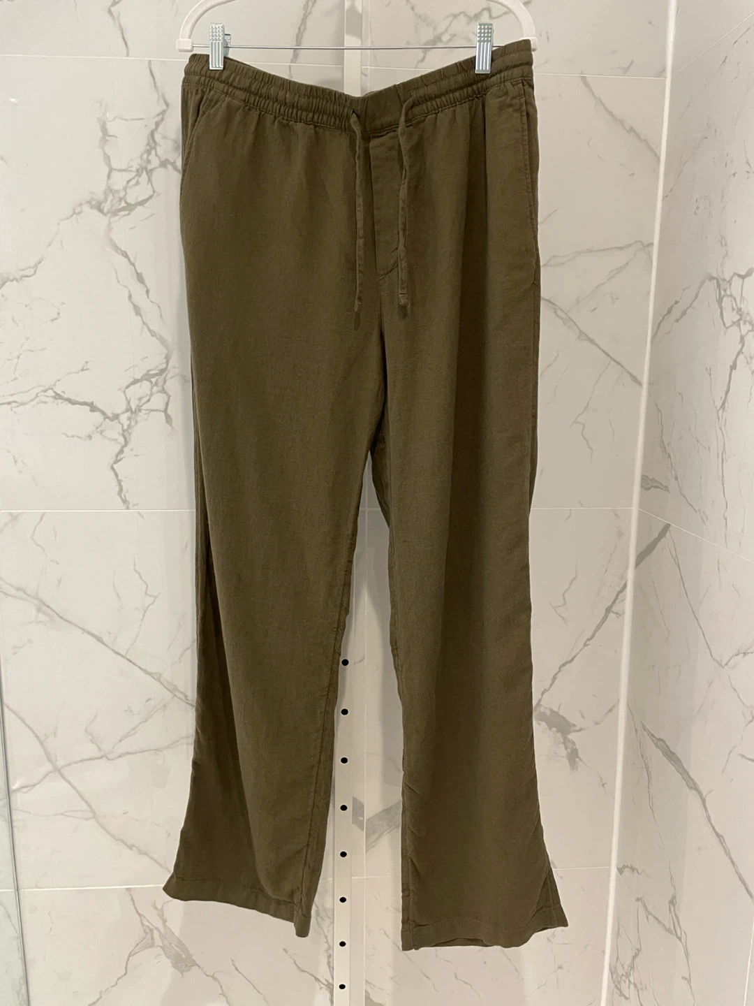 H&M Men’s Relaxed Linen Blend Pants Olive Green