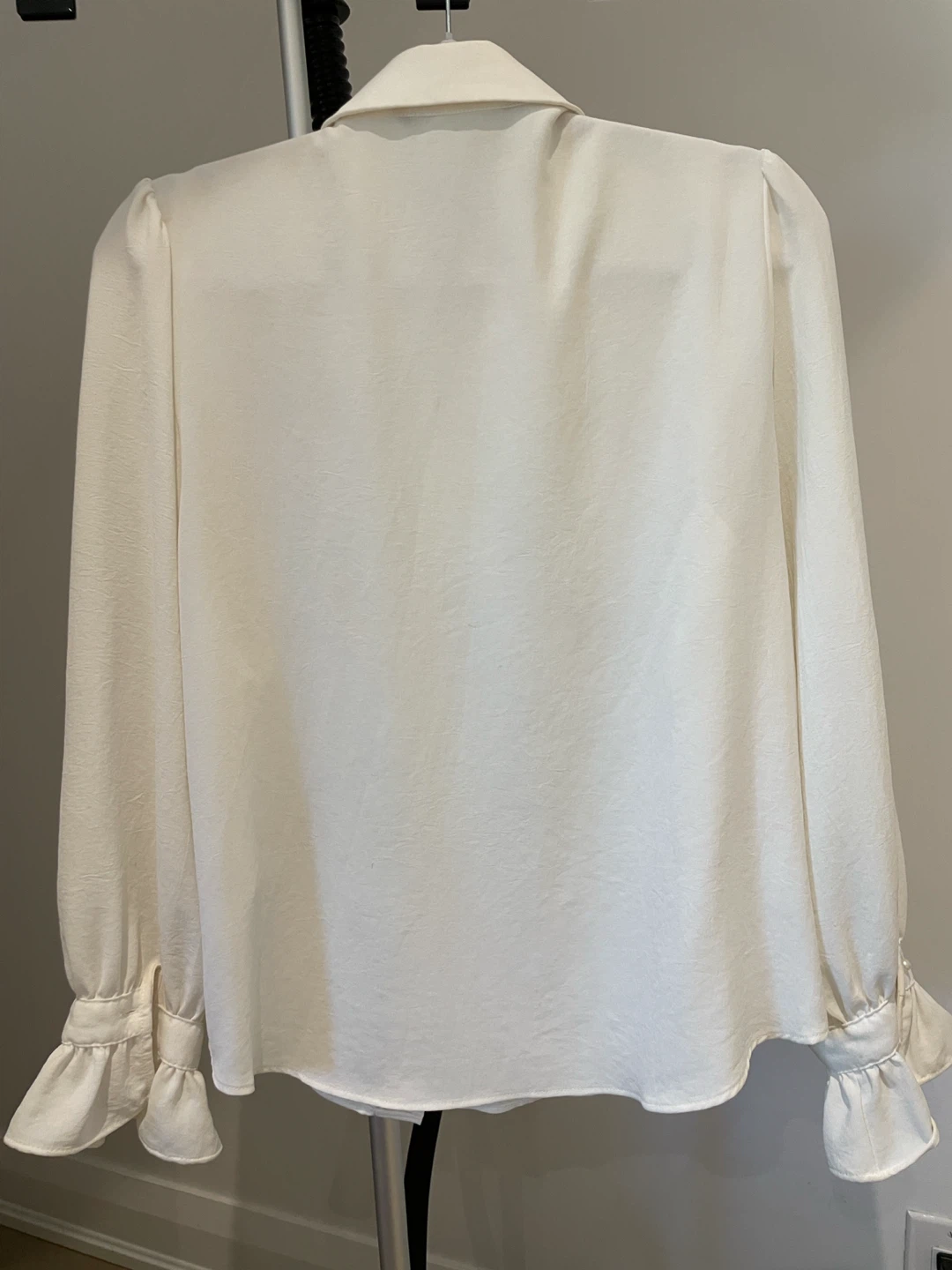 Zara Pearl Collar White Blouse - photo 4