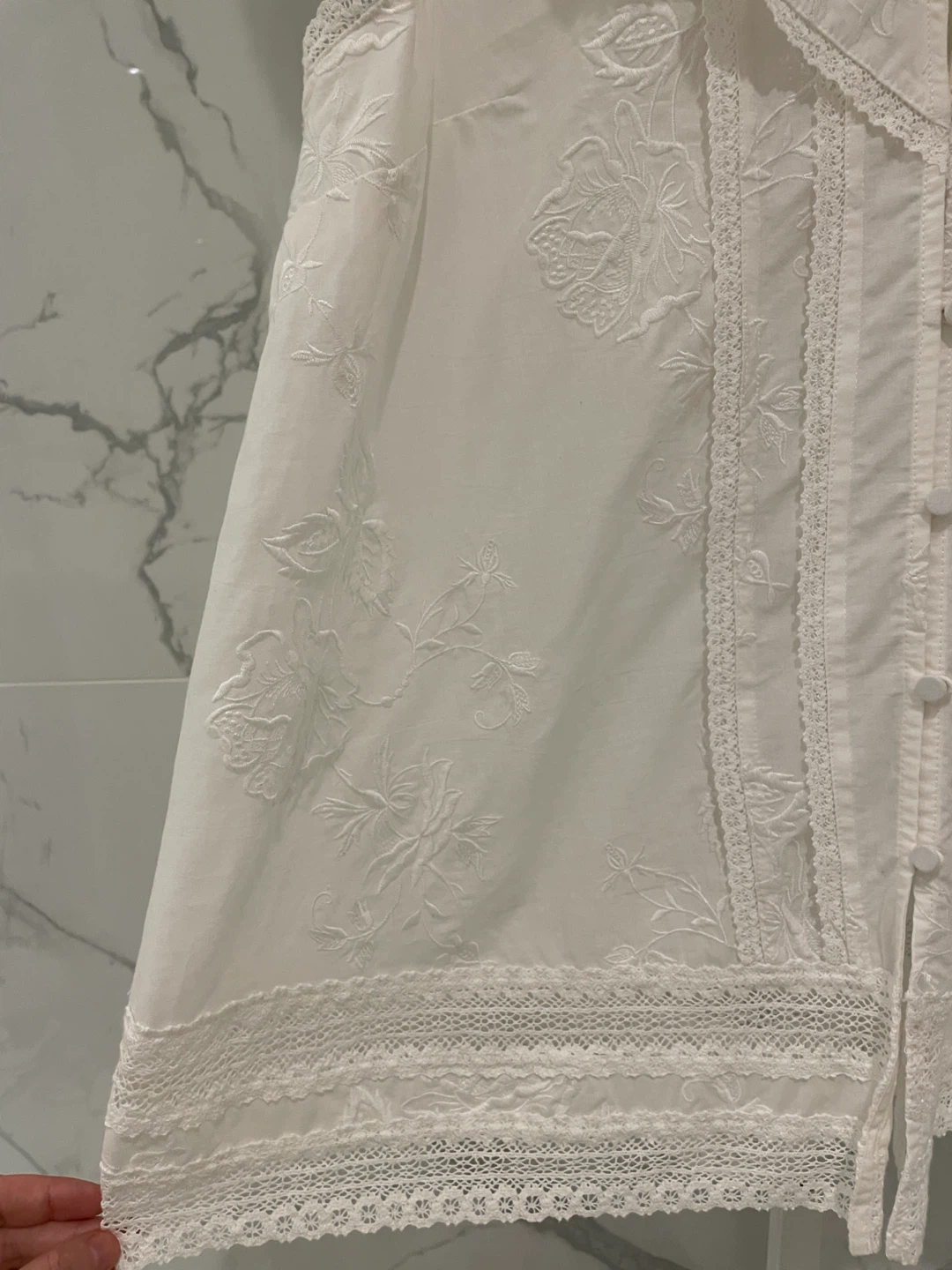 Zimmermann White Lace Sleeveless Blouse - photo 2