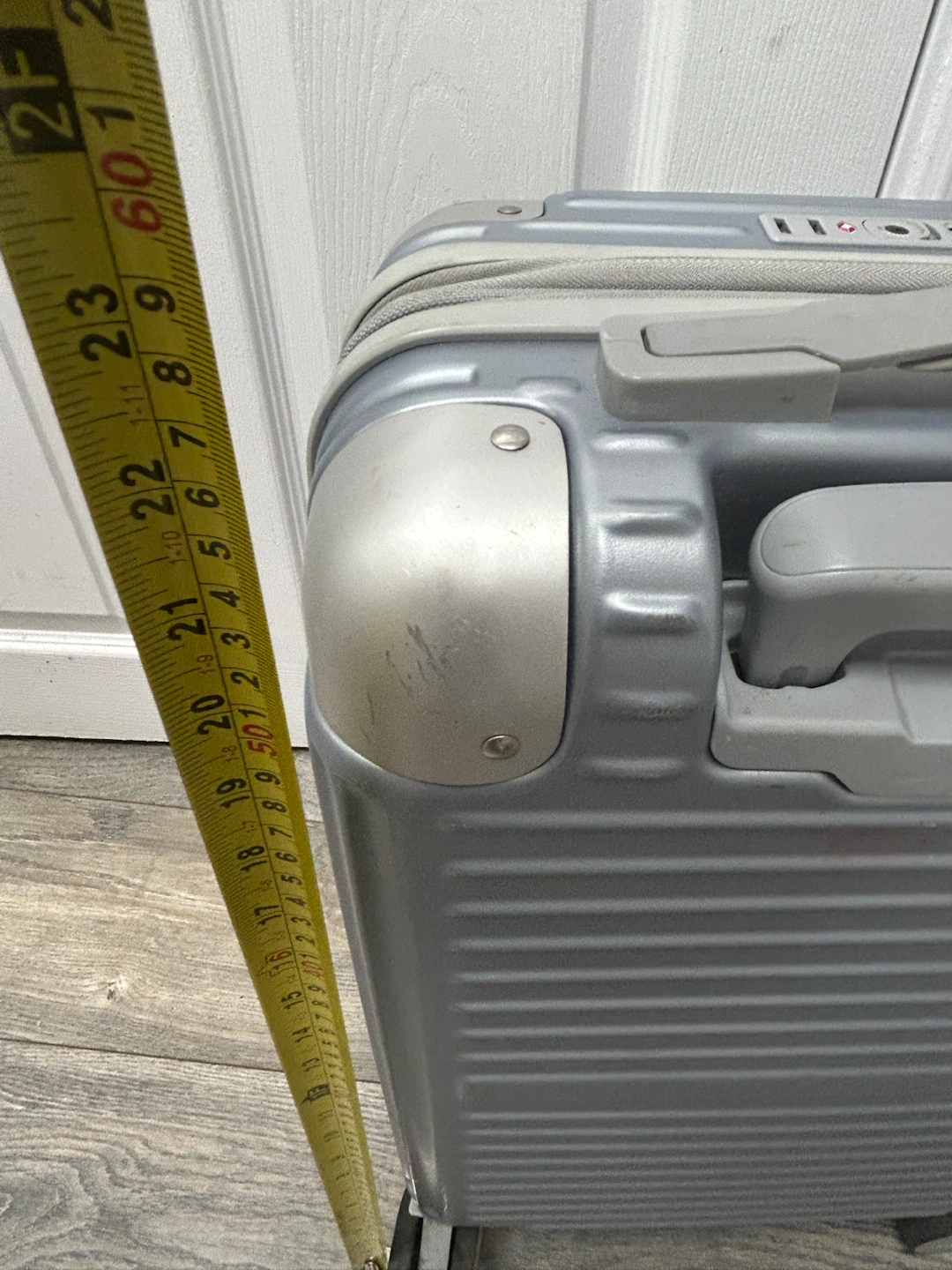 Heys Cruzi Carry-On Luggage - photo 5