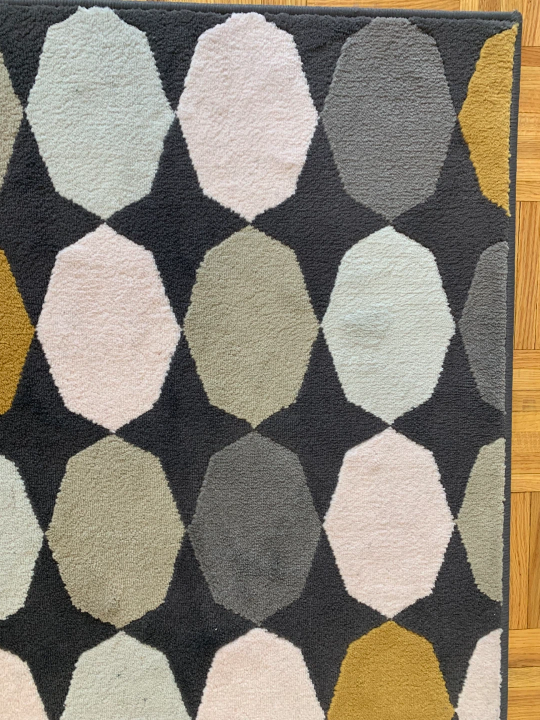 Geometric Patterned Area Rug - photo 3