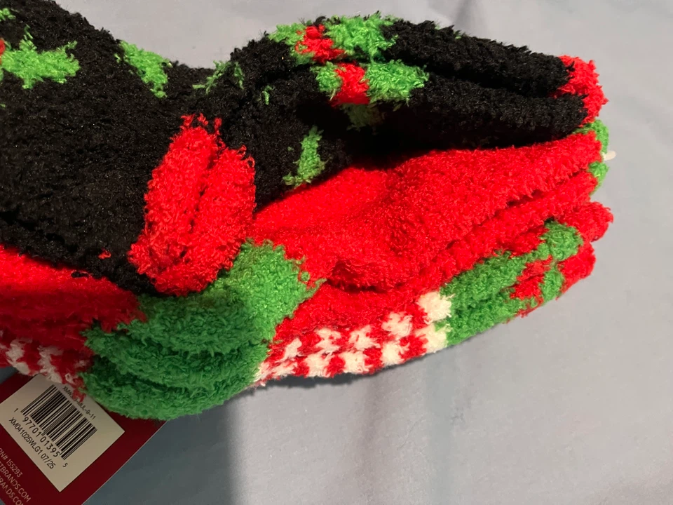 3 Pairs Happy Holidays Fuzzy Socks - photo 3