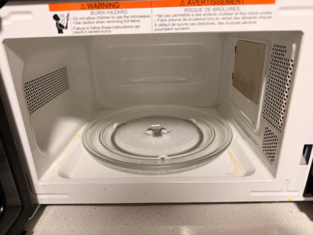 Hamilton Beach Countertop Microwave - photo 2