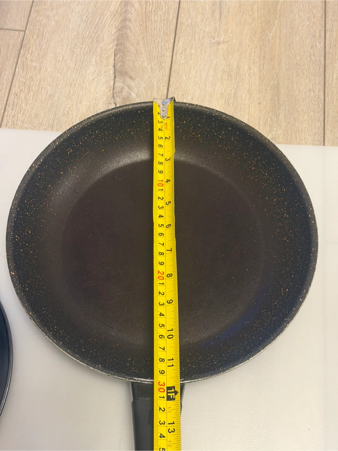 Zwilling J.A. Henckels 10” & 11.5” Nonstick Frying Pan Set Italy - photo 5