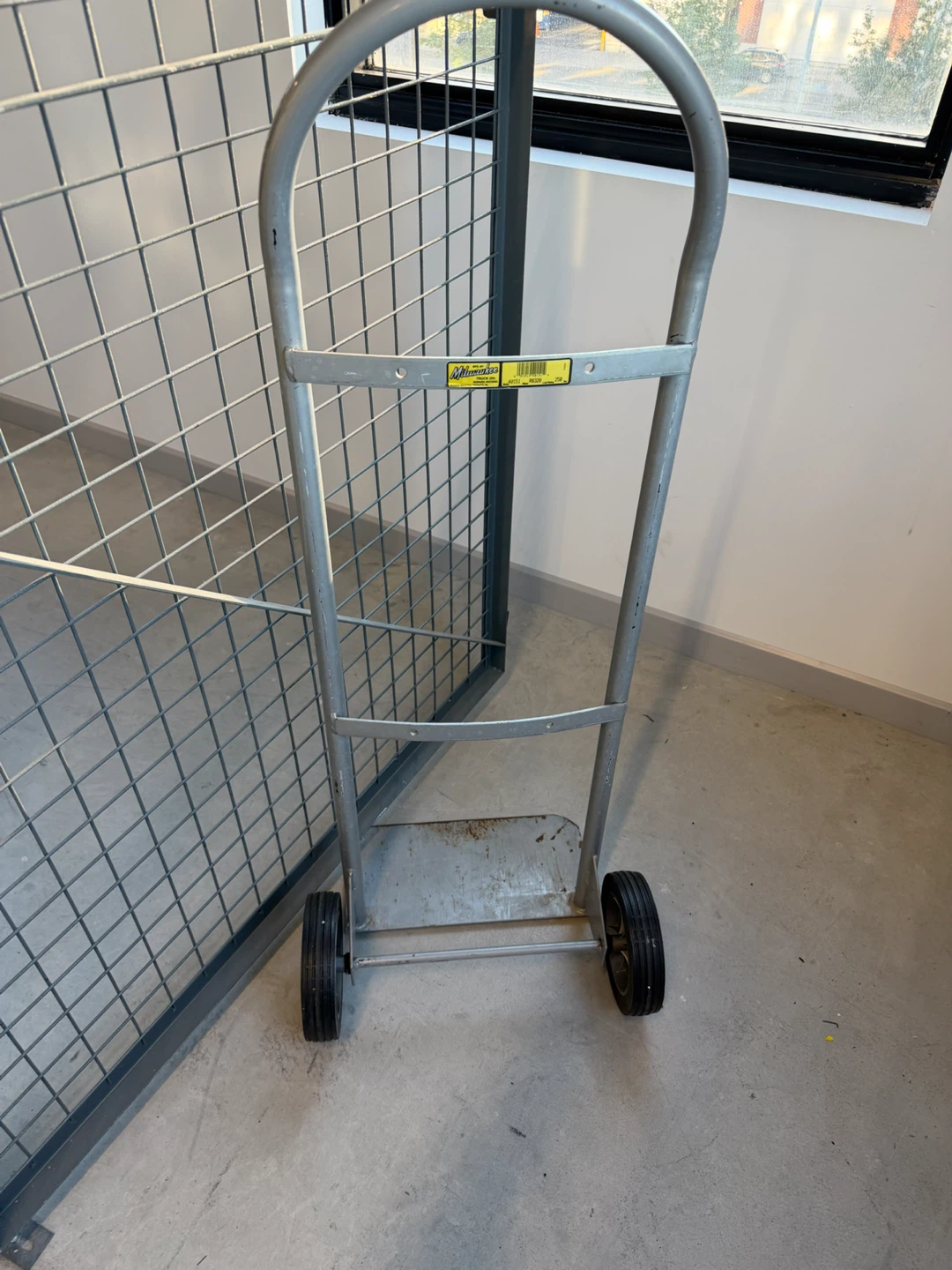 Milwaukee dolly handcart - photo 2