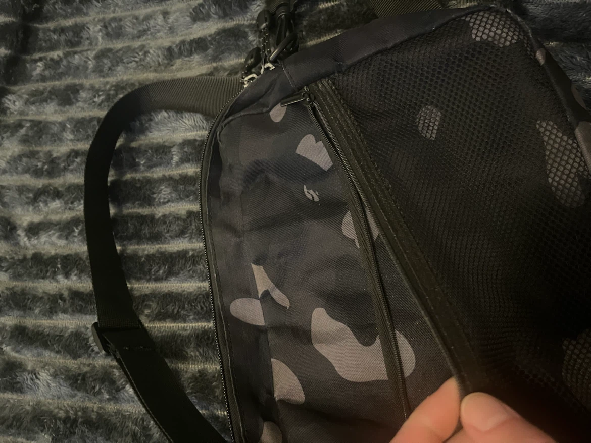 BAPE Camo Crossbody Bag - photo 5