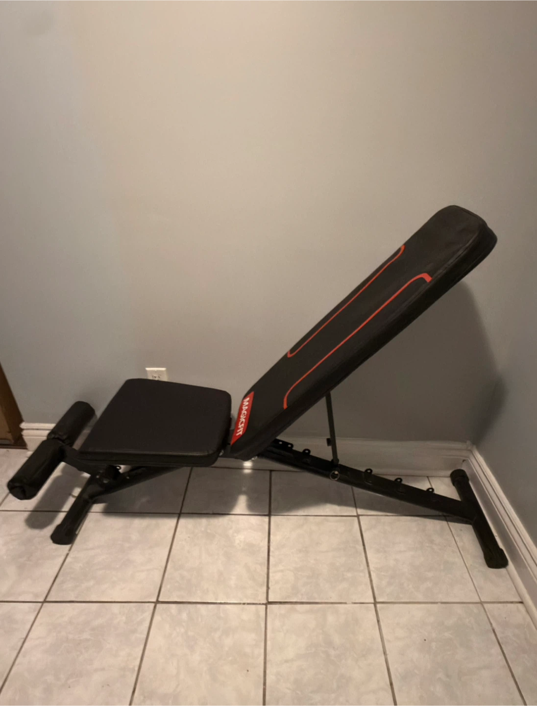 Workout Set: Bench, 100 lb Dumbbell Set, Scale & Accessories. - photo 2