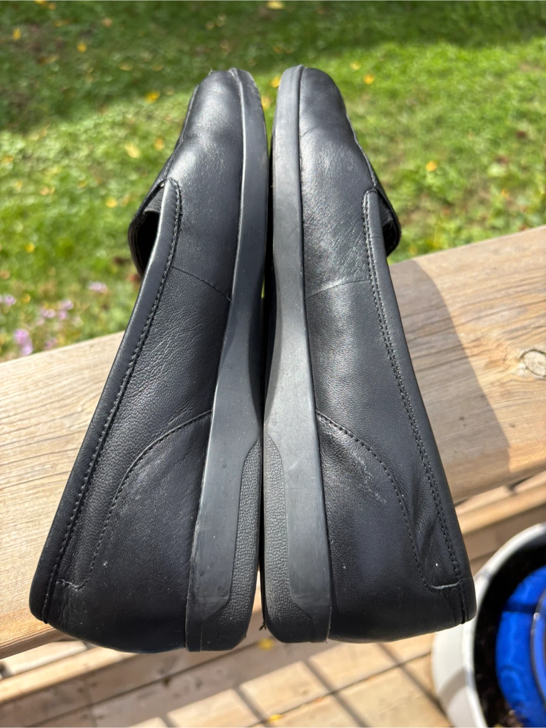 8.5 Easy Spirit Black Leather Slip-on Shoes - photo 3