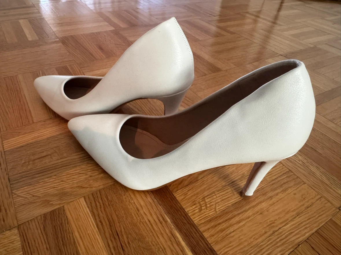 White Pointed Leather Heels Shoes - photo 4