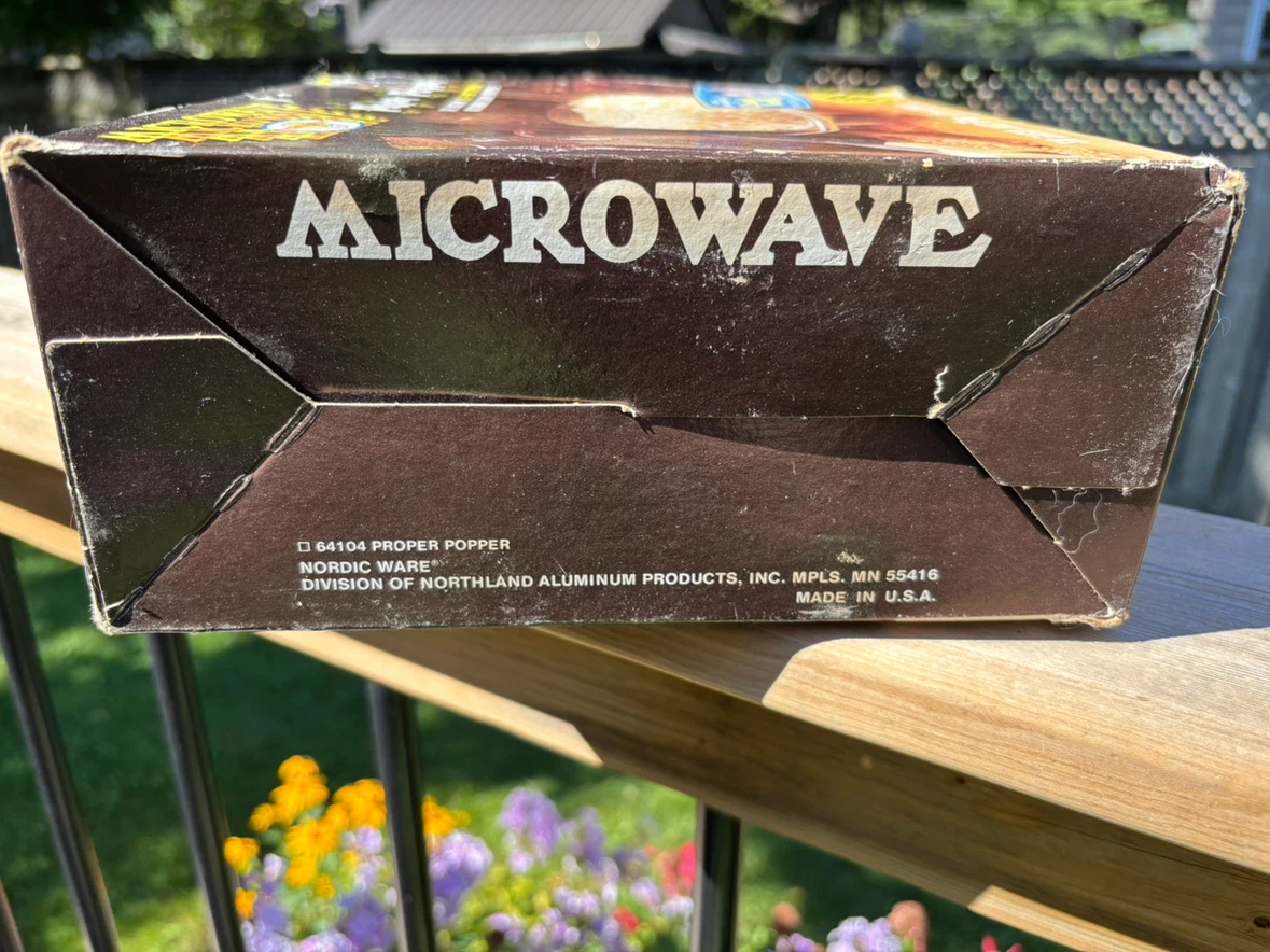 Nordic Ware Proper Popper Microwave Popcorn Maker - photo 3