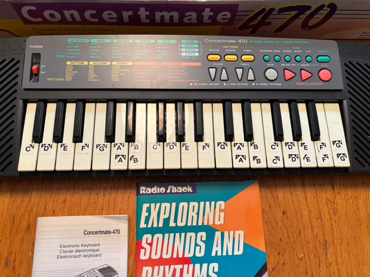 Radio Shack Concertmate 470 Electronic Keyboard - photo 2
