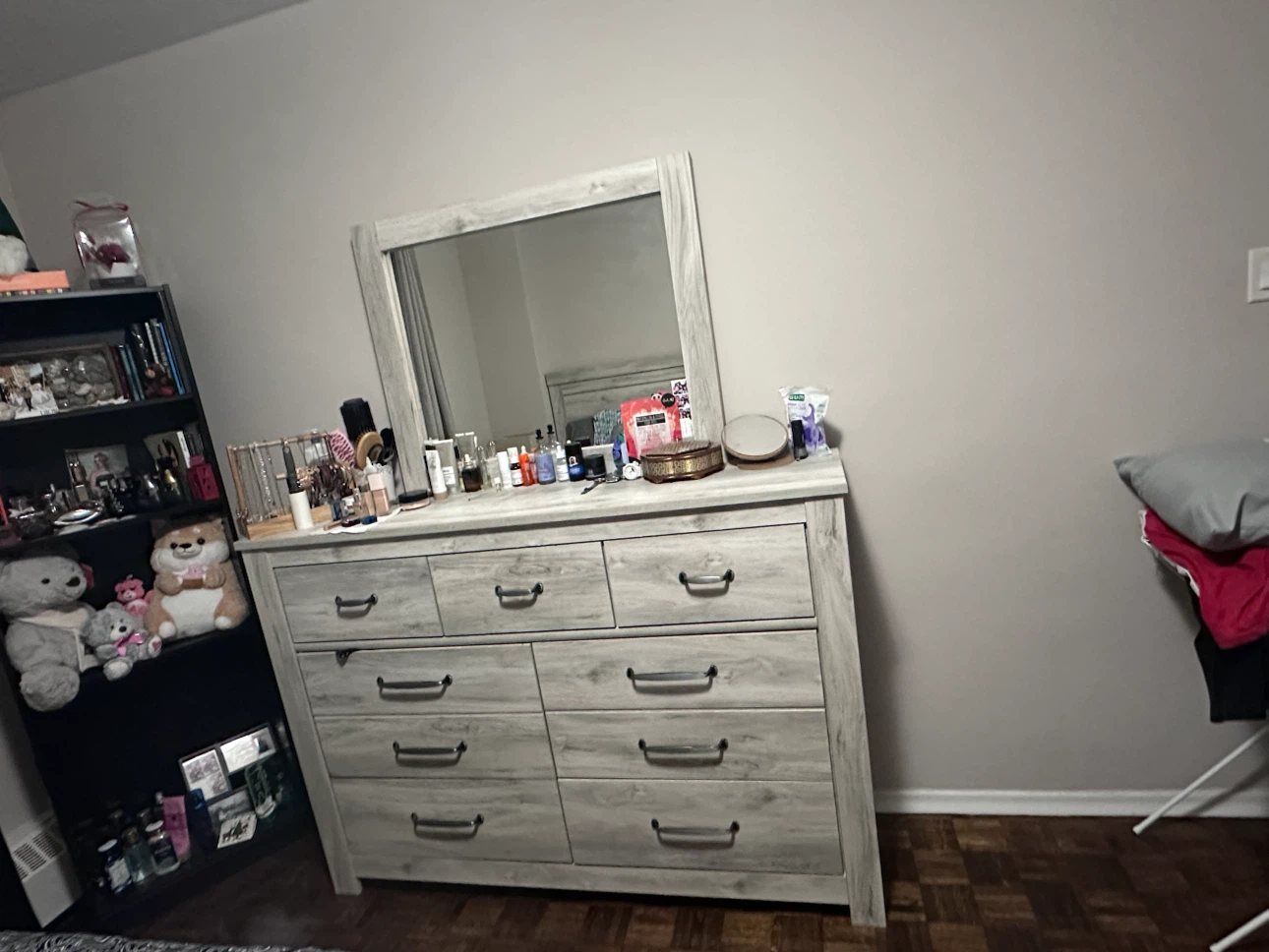 Ashley Bellaby Dresser – $400 - photo 3