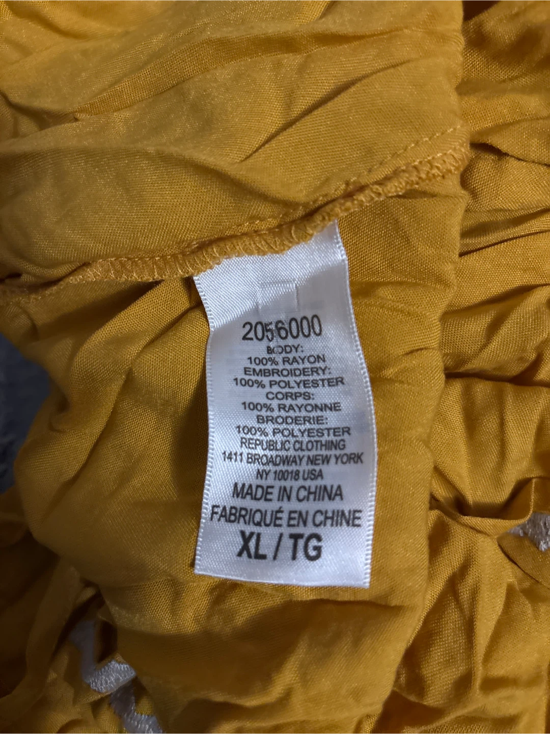 NWOT Chelsea & Theodore Mustard Embroidered Blouse - photo 3