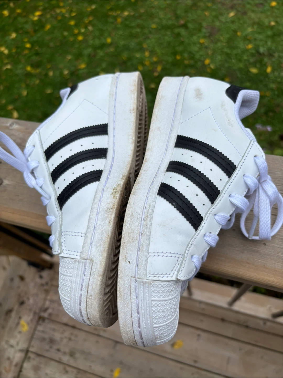 Adidas Superstar Shoes Size 7 - photo 2