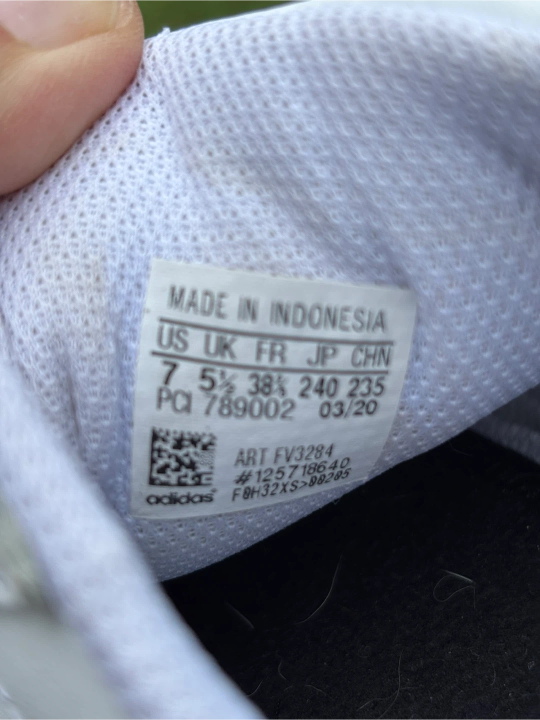 Adidas Superstar Shoes Size 7 - photo 3