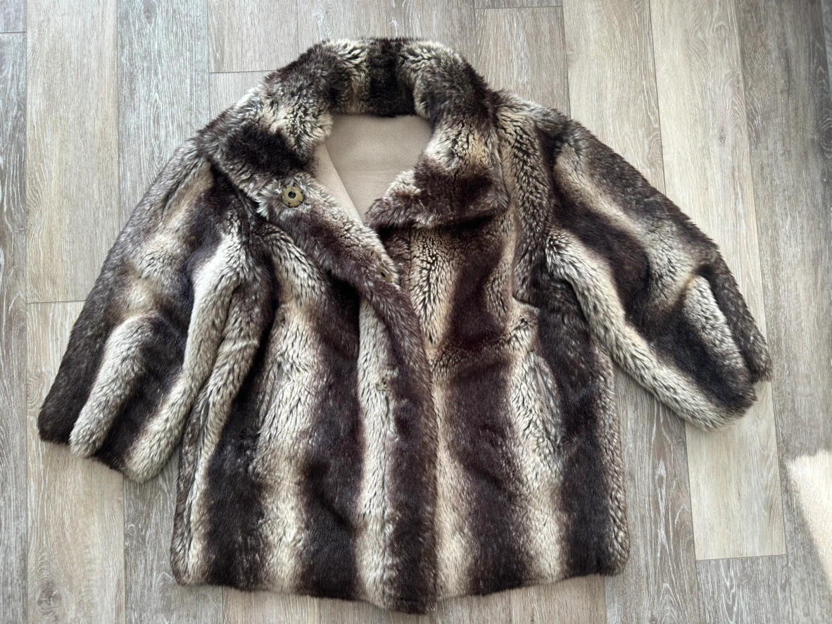 VINTAGE Outdoor Edition by Parkhurst-Faux Fur Jacket