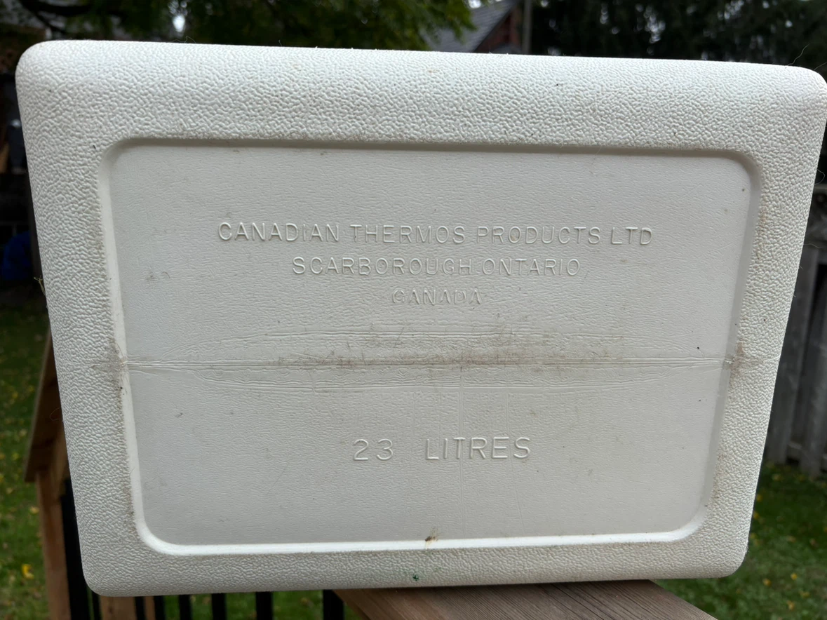 Canadian Thermos Vagabond 23L Cooler - photo 5