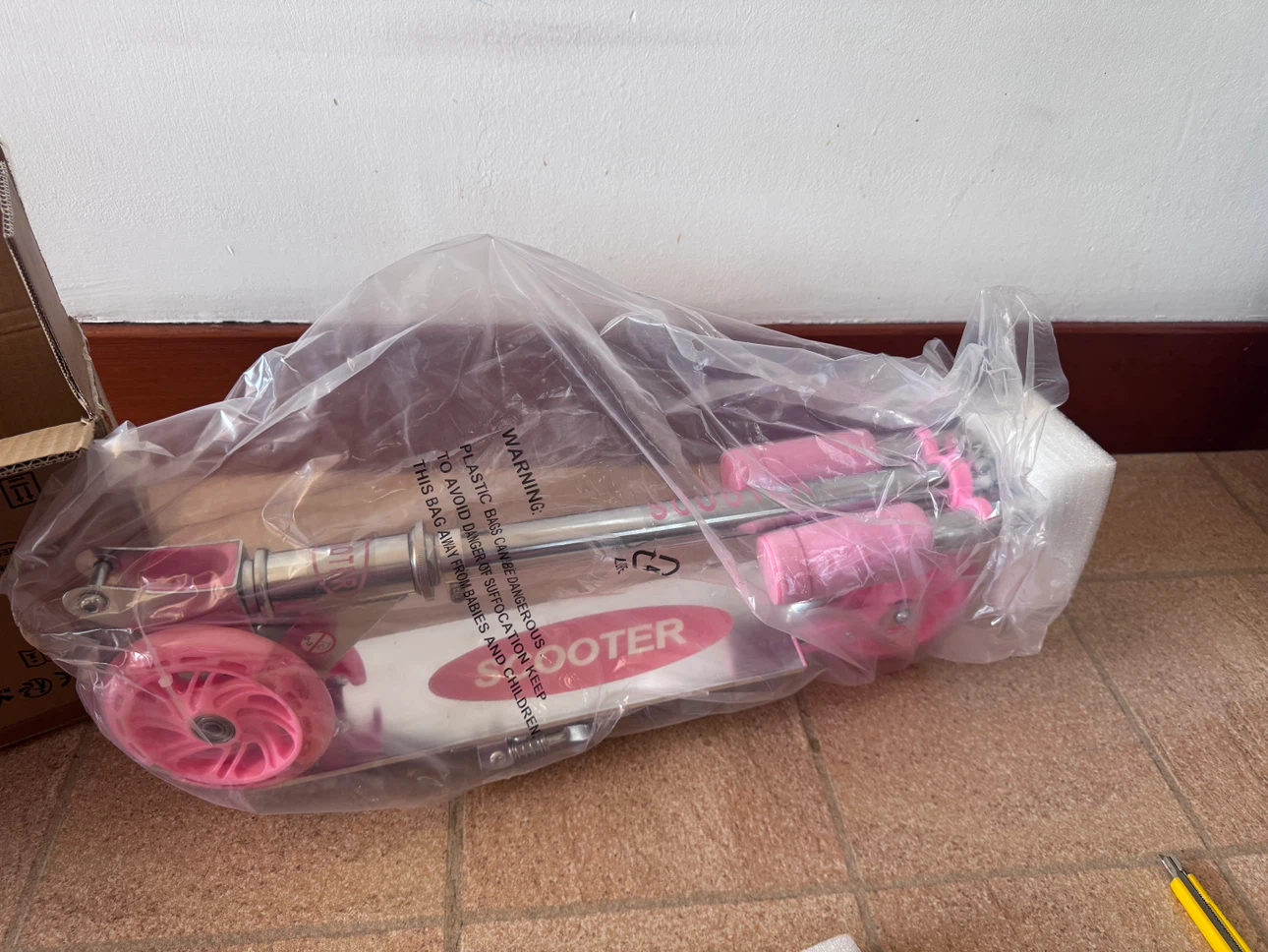 New Pink Children's Scooter TB-H201S - photo 2