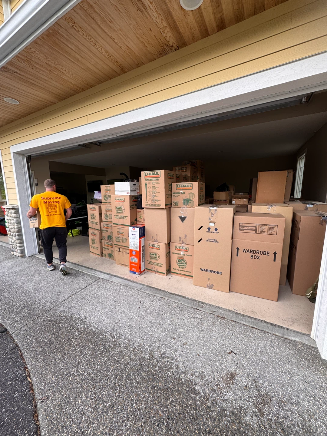 Professional Moving Services | Supreme Moving Calgary - photo 5