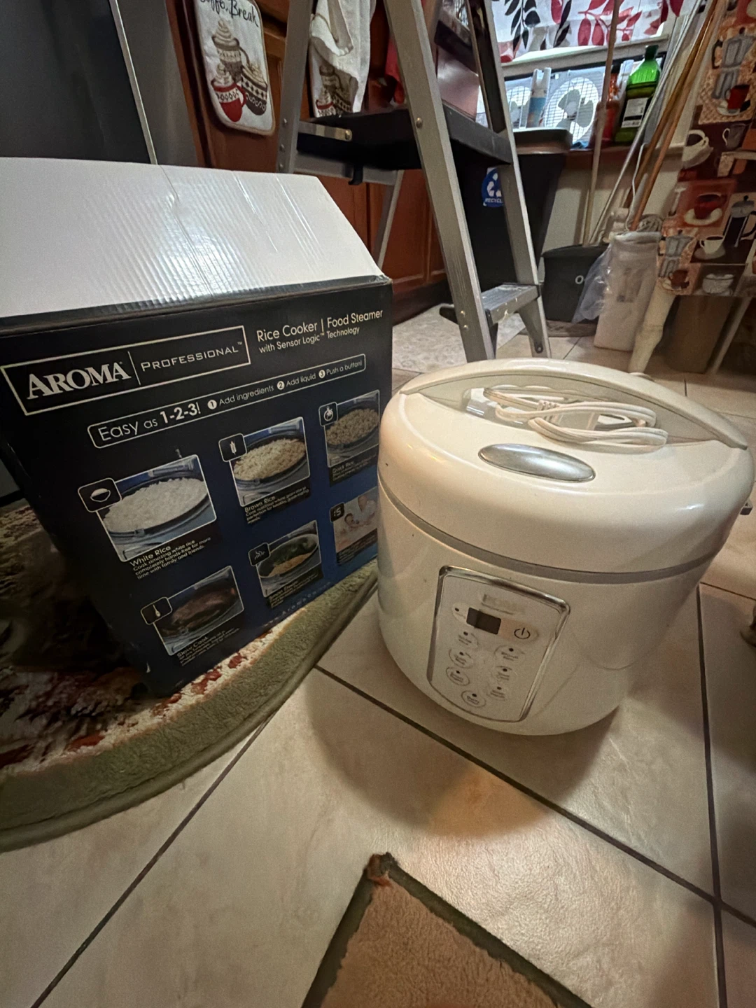 Aroma Professional Rice Cooker and Food Steamer - photo 2