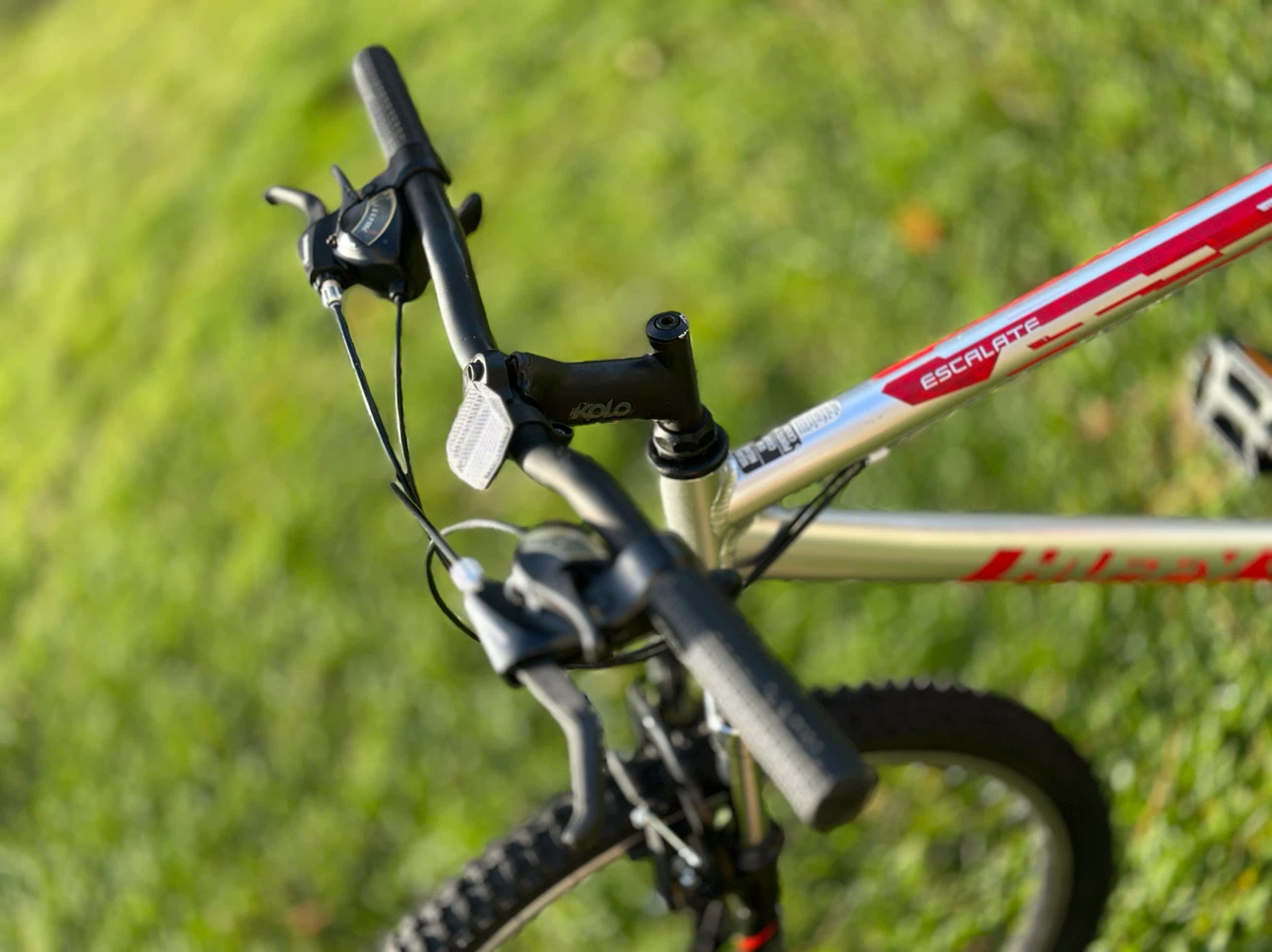 Huffy Escalate Mountain Bike - photo 2