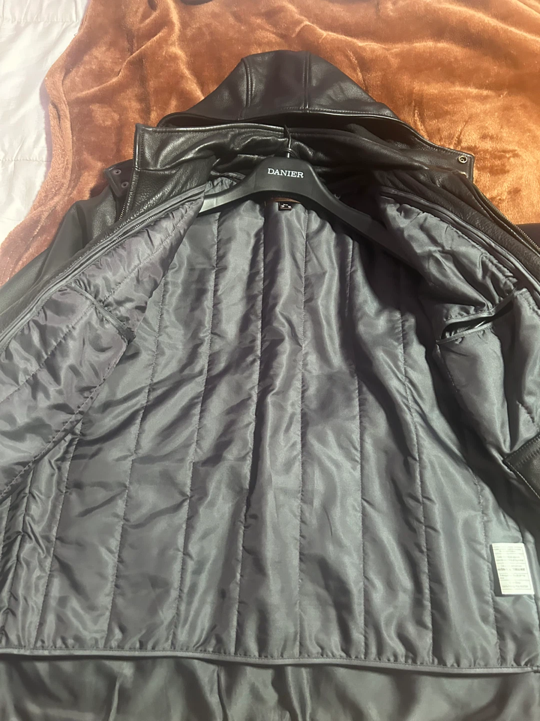 Danier black leather jacket with hood - photo 3