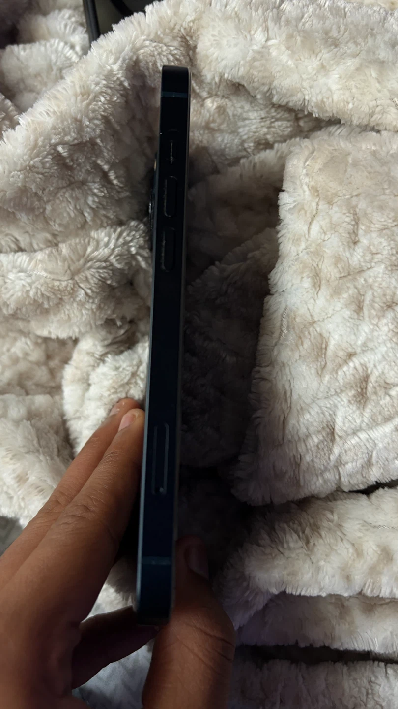 Apple iPhone 13 - photo 5