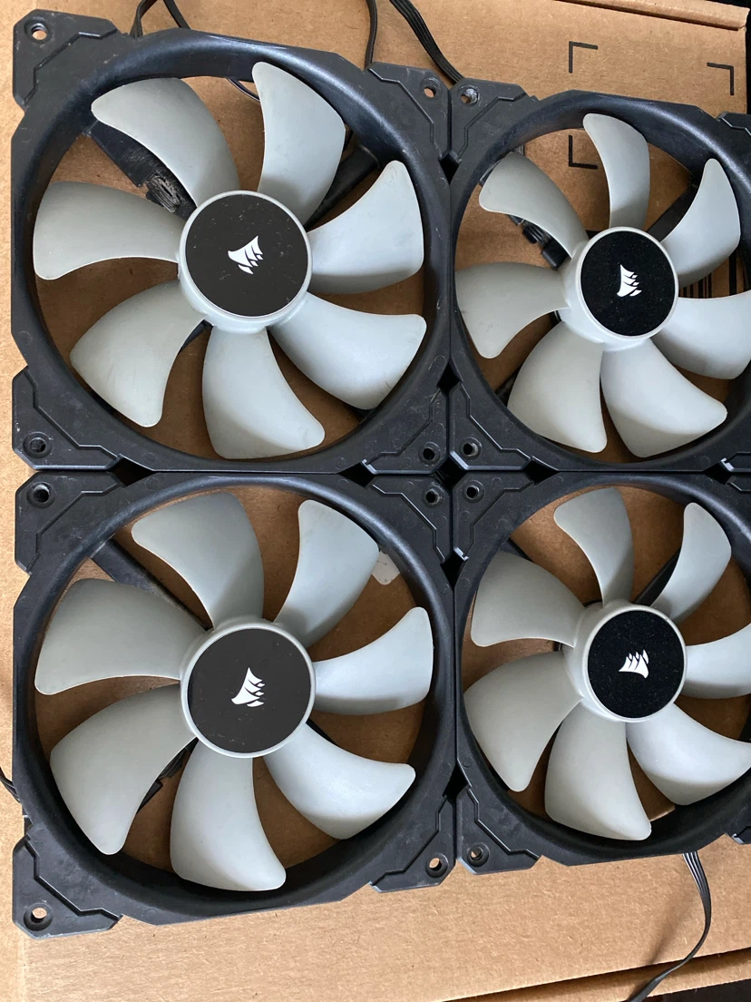 Set of 4 Corsair Computer Case Fans