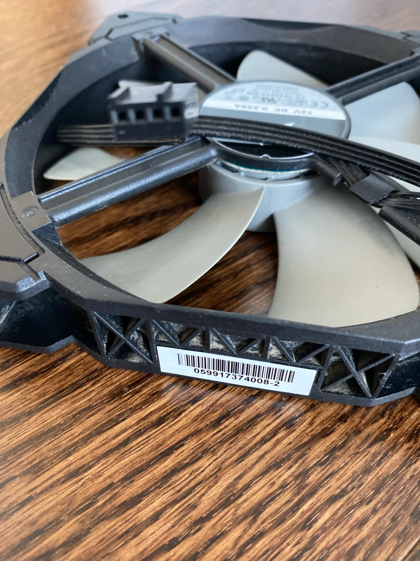 Set of 4 Corsair Computer Case Fans - photo 4