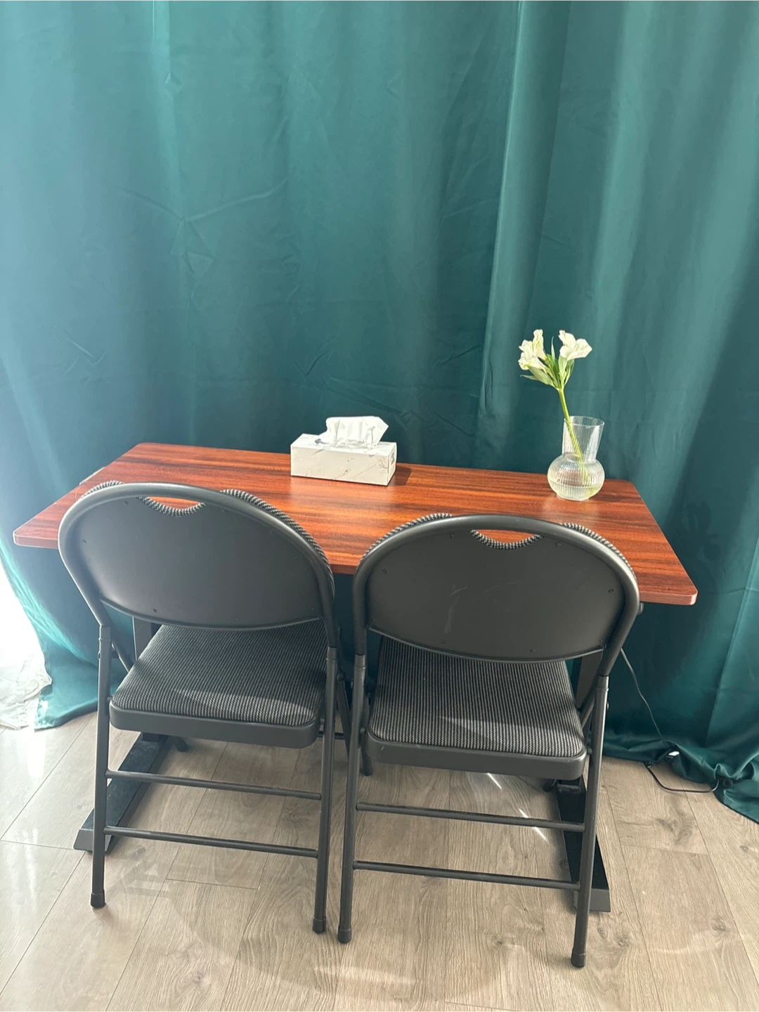 Structube Electric Adjustable Height Desk - photo 3