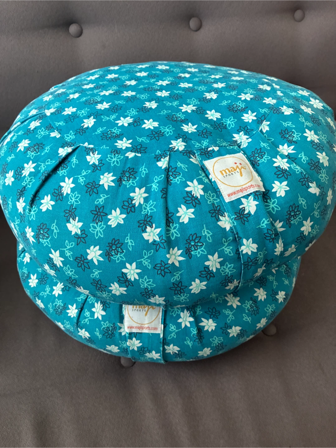 Maji Sports Yoga Meditation Cushion