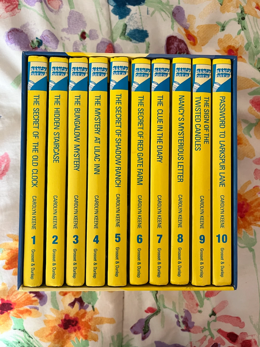 Nancy Drew Mystery Stories Boxset Books 1-10 - photo 2