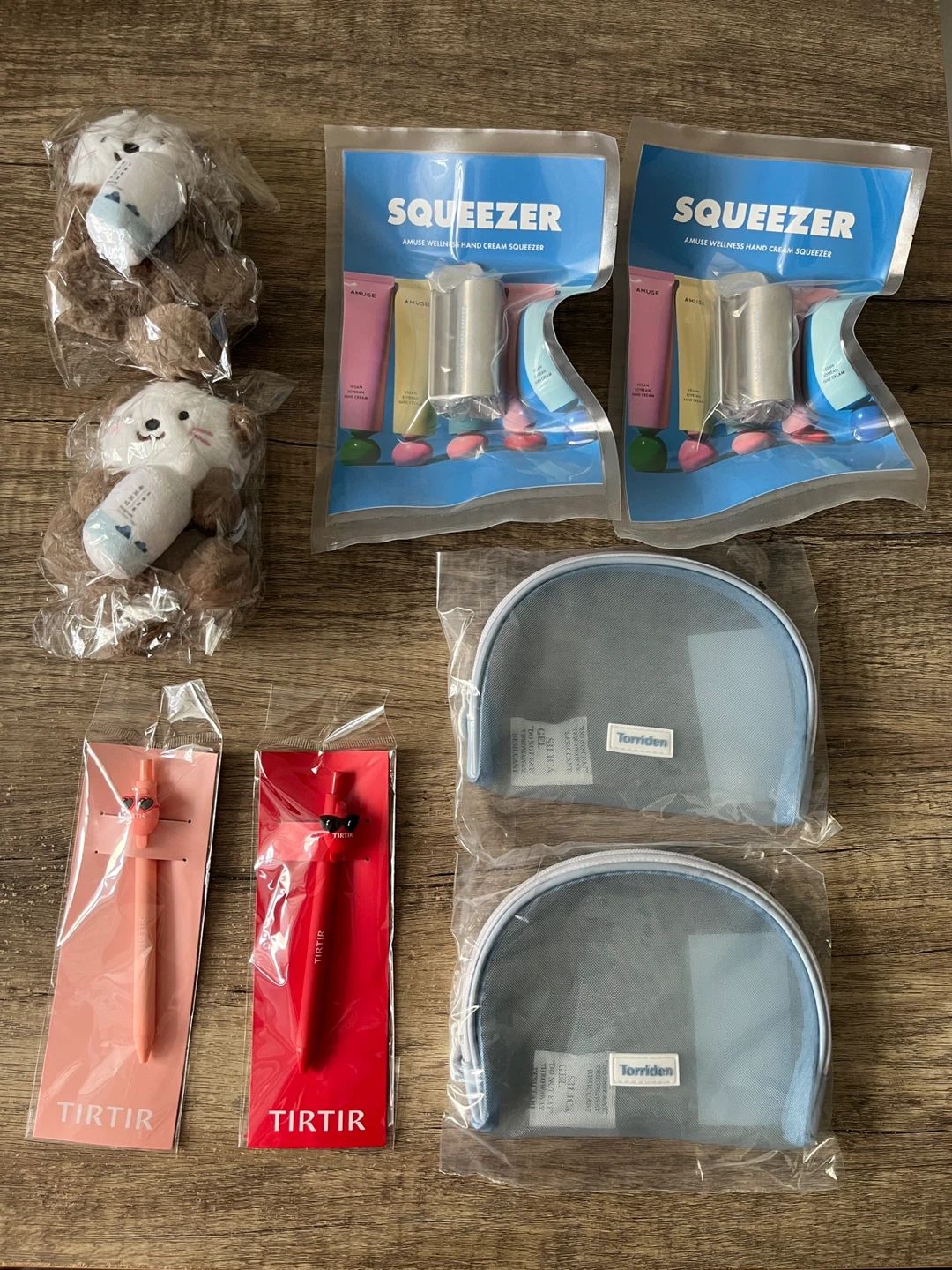 Hand Cream Squeezers, Pens and Makeup Pouches