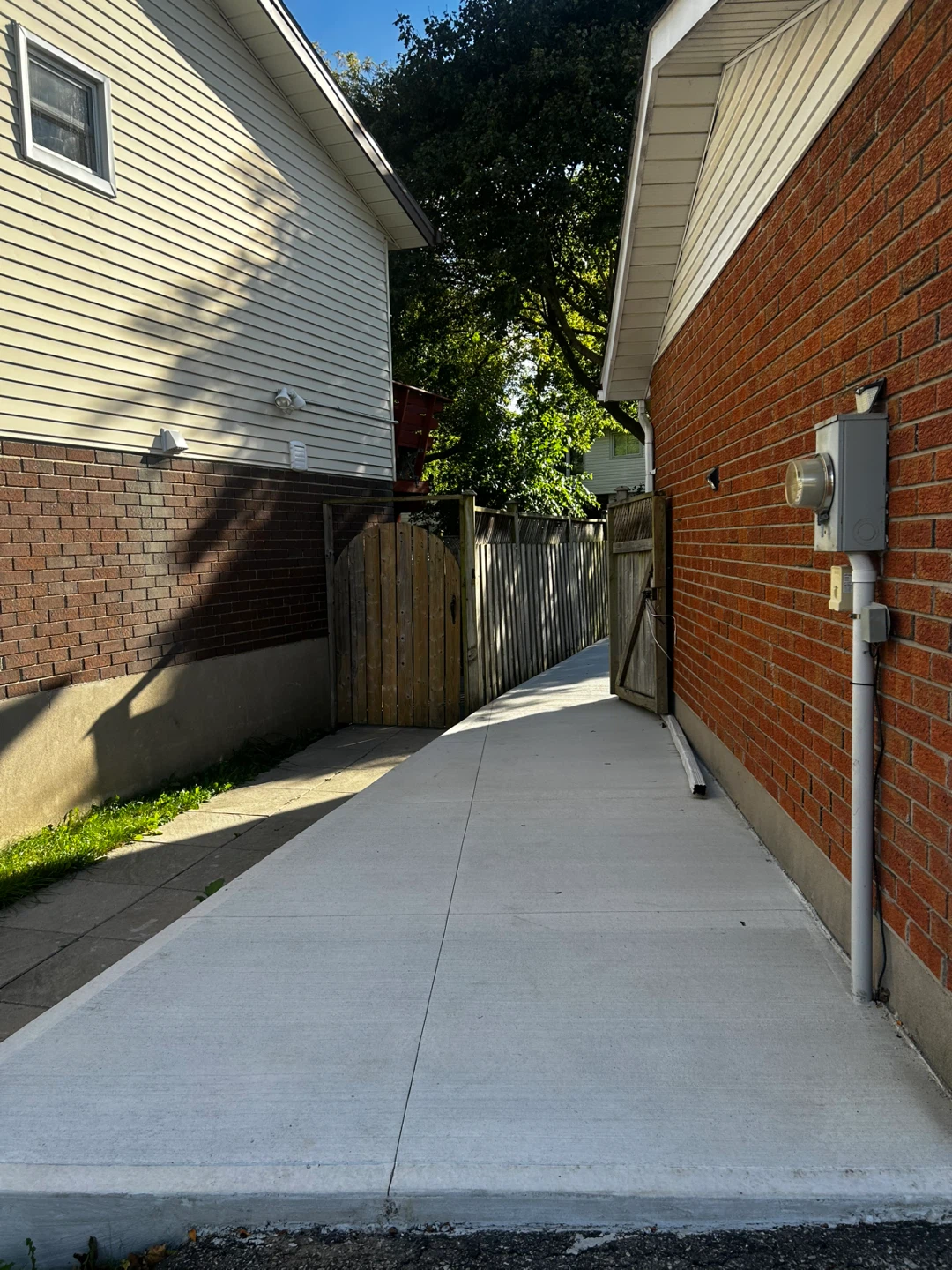 1 Bedroom Basement Apartment for Rent - Preston, Cambridge - photo 2