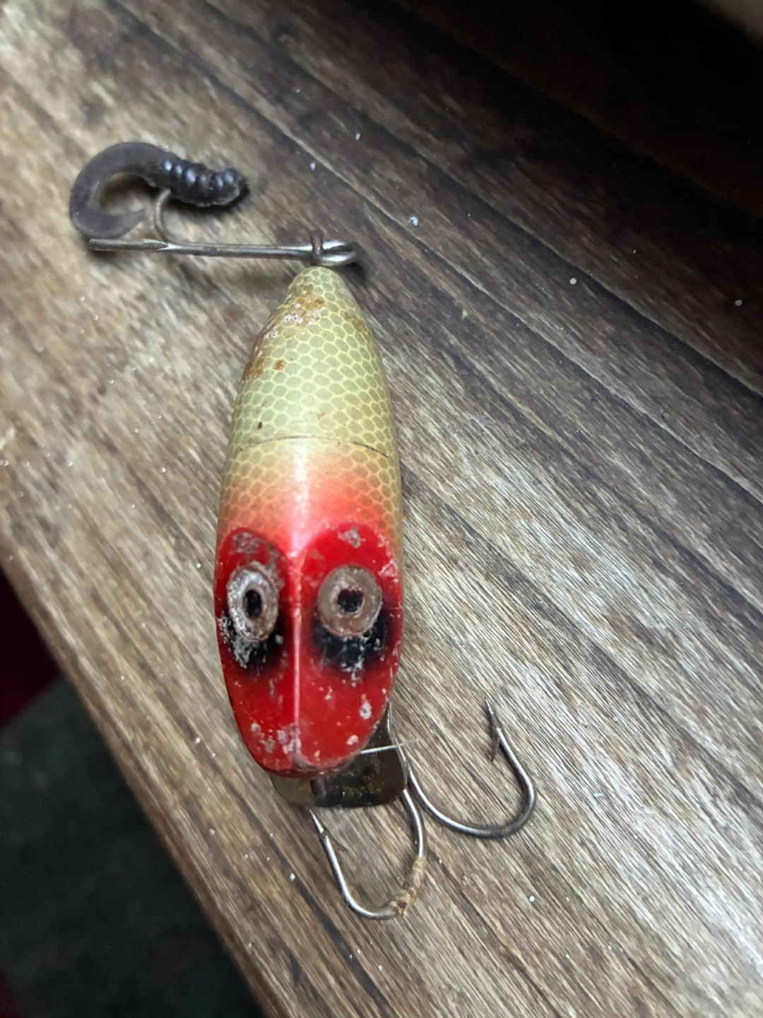 Vintage Red Head Fishing Lure Diving Plug Rod & Reel Tackle - photo 4
